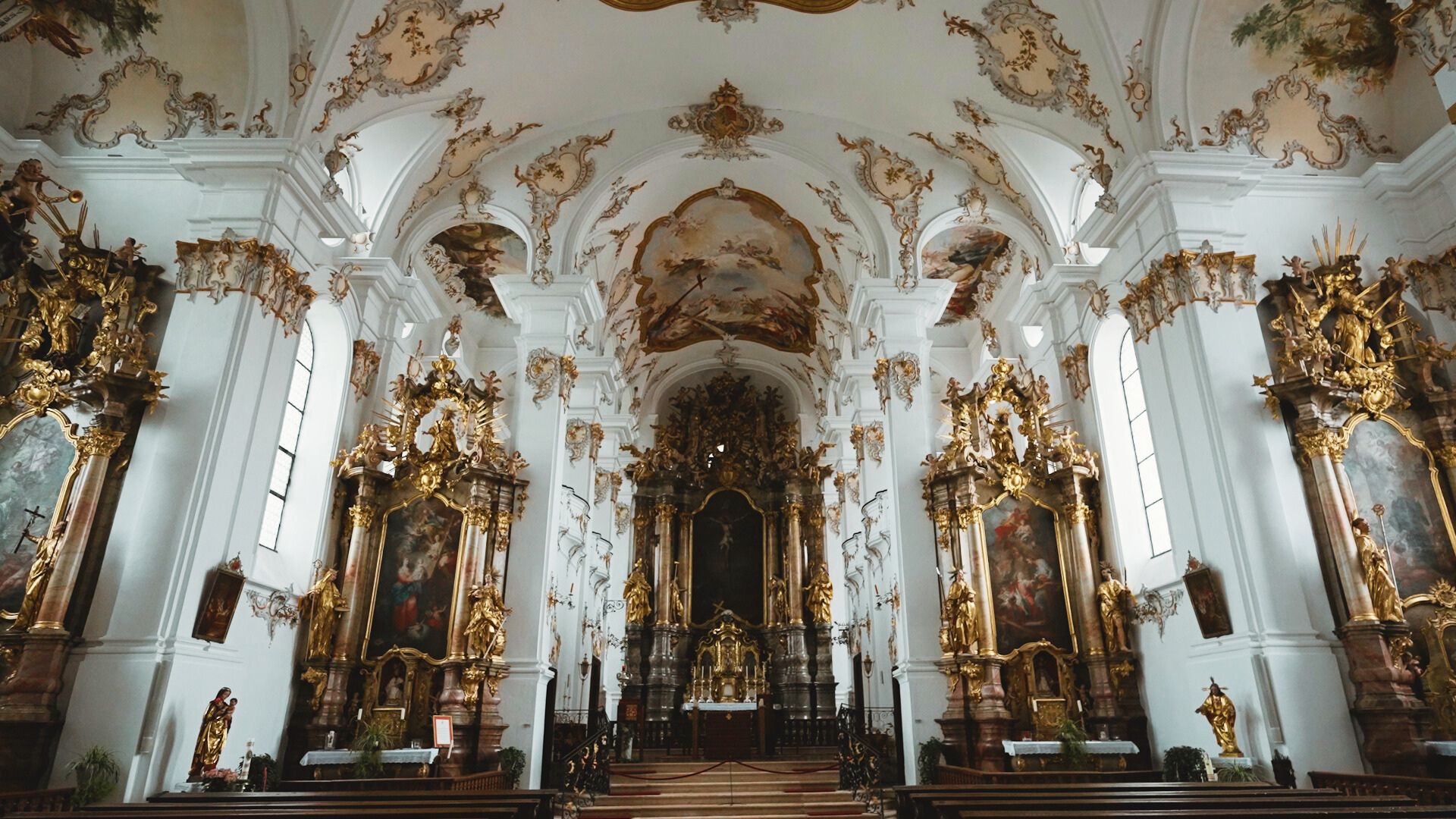 Pontifikalamt aus dem Münster Hl. Kreuz zu Neuburg-Bergen am 14.11.